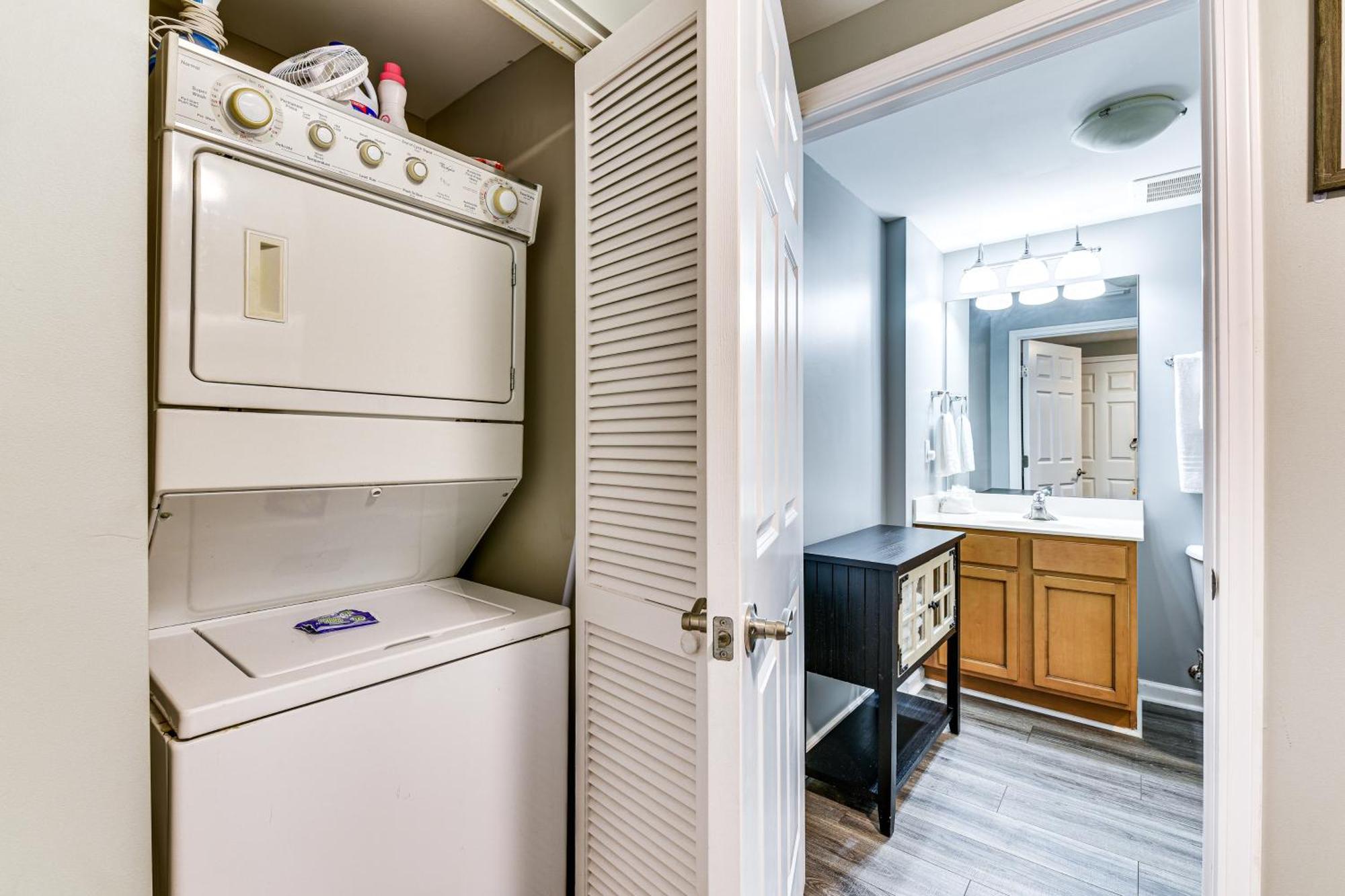 Palms Of With Private Balcony! Destin