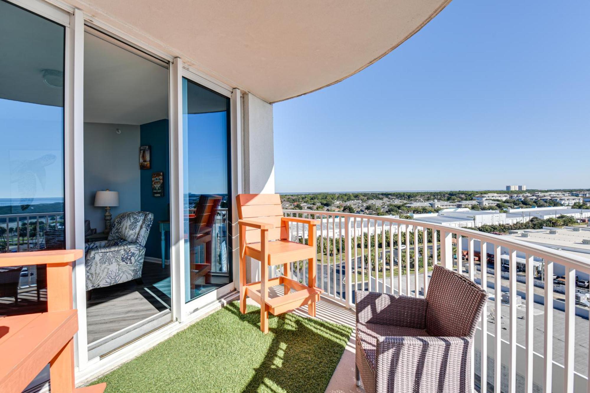 Apartment Palms Of With Private Balcony!
