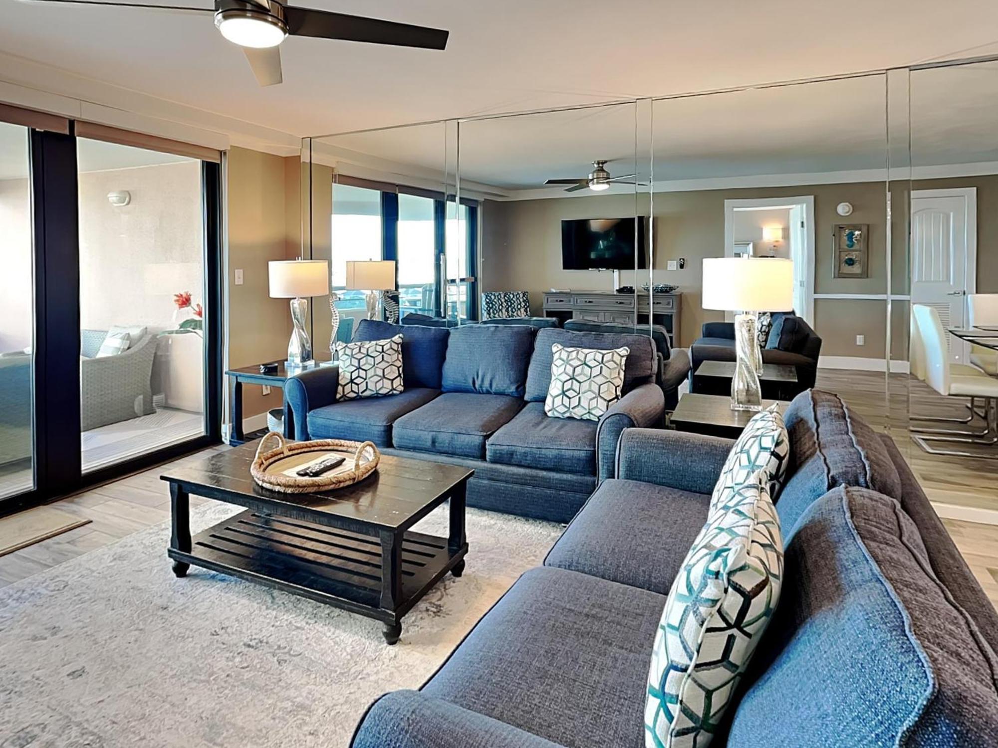 Apartment Edgewater 810