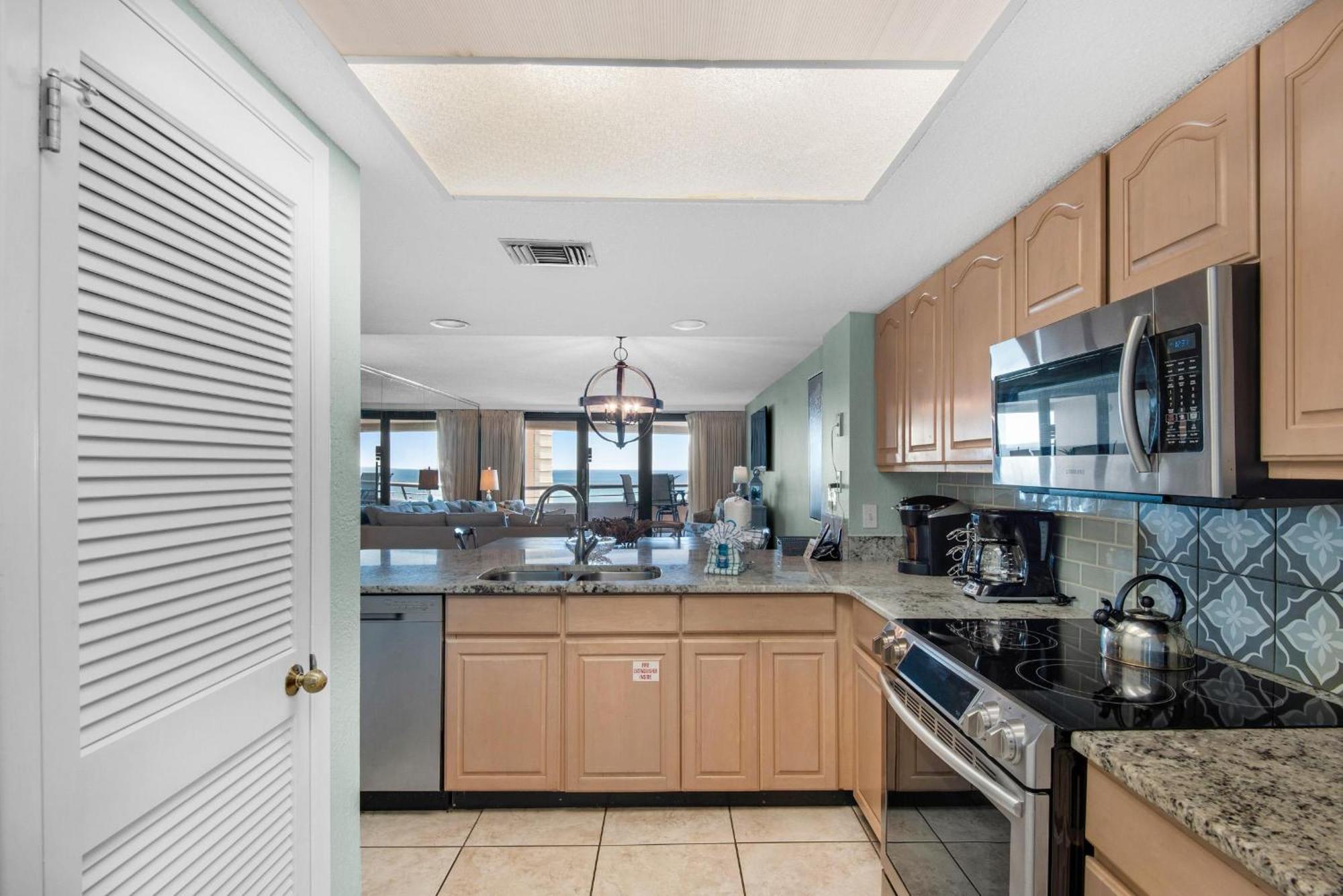 Edgewater #1007 Holiday home
