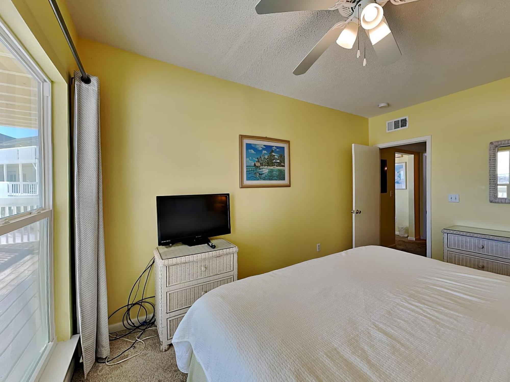 Sandpiper Cove #1121 Apartment