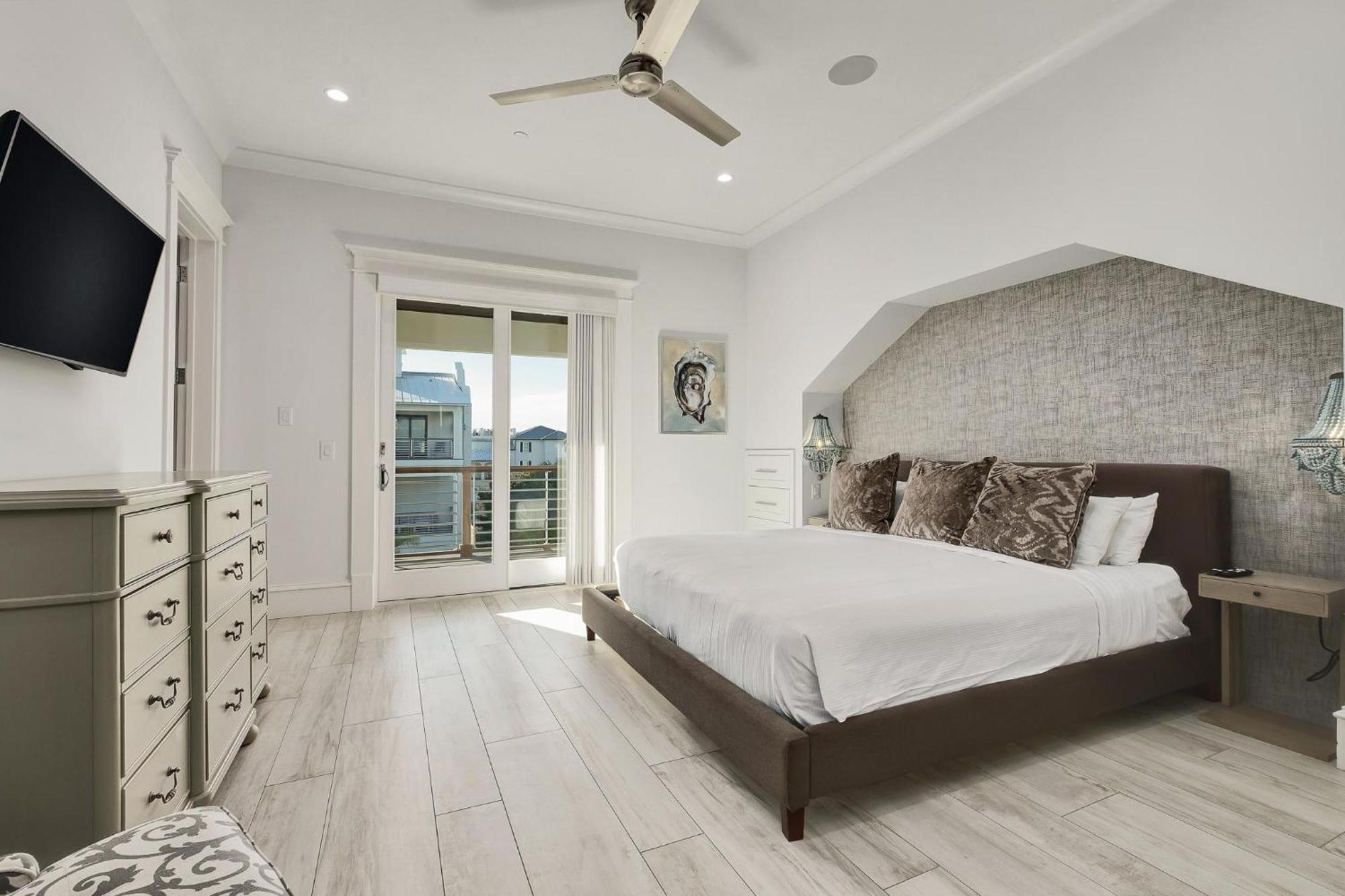 Holiday home Paradise At Park Row
