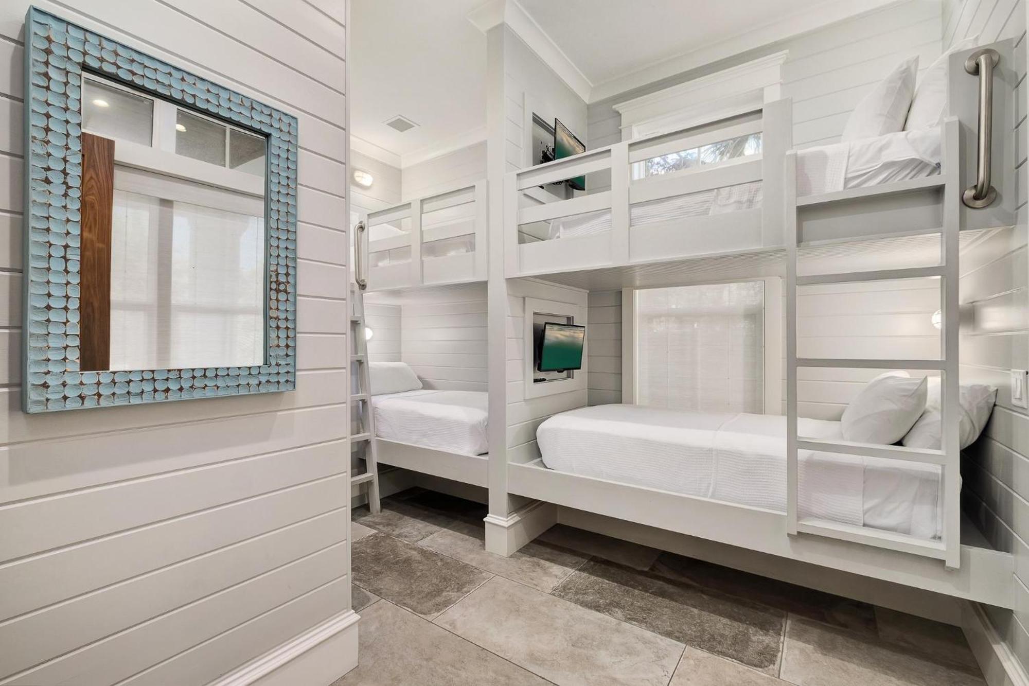 Paradise At Park Row *