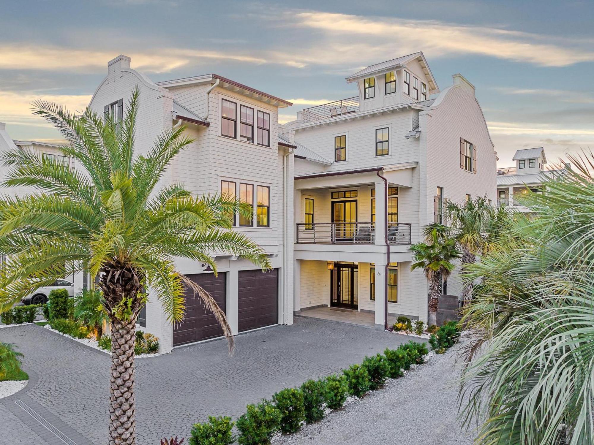 Holiday home Paradise At Park Row *