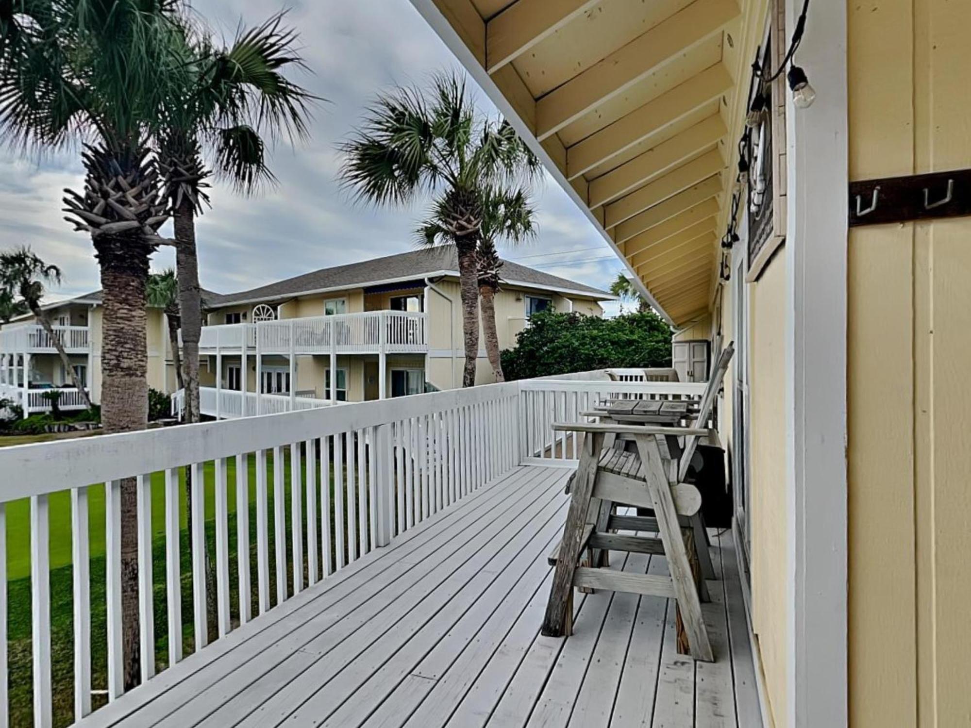 Apartment Sandpiper Cove 2084 *