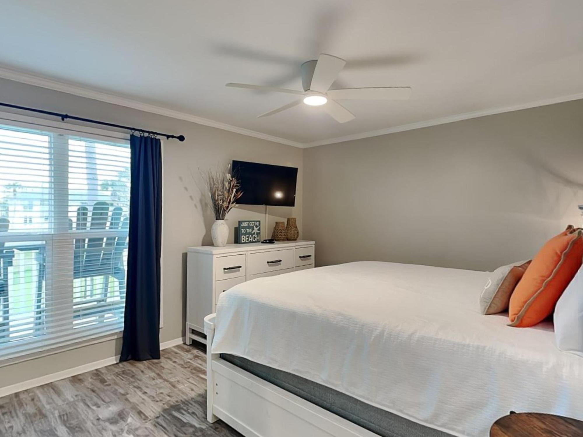 Sandpiper Cove 2084 *