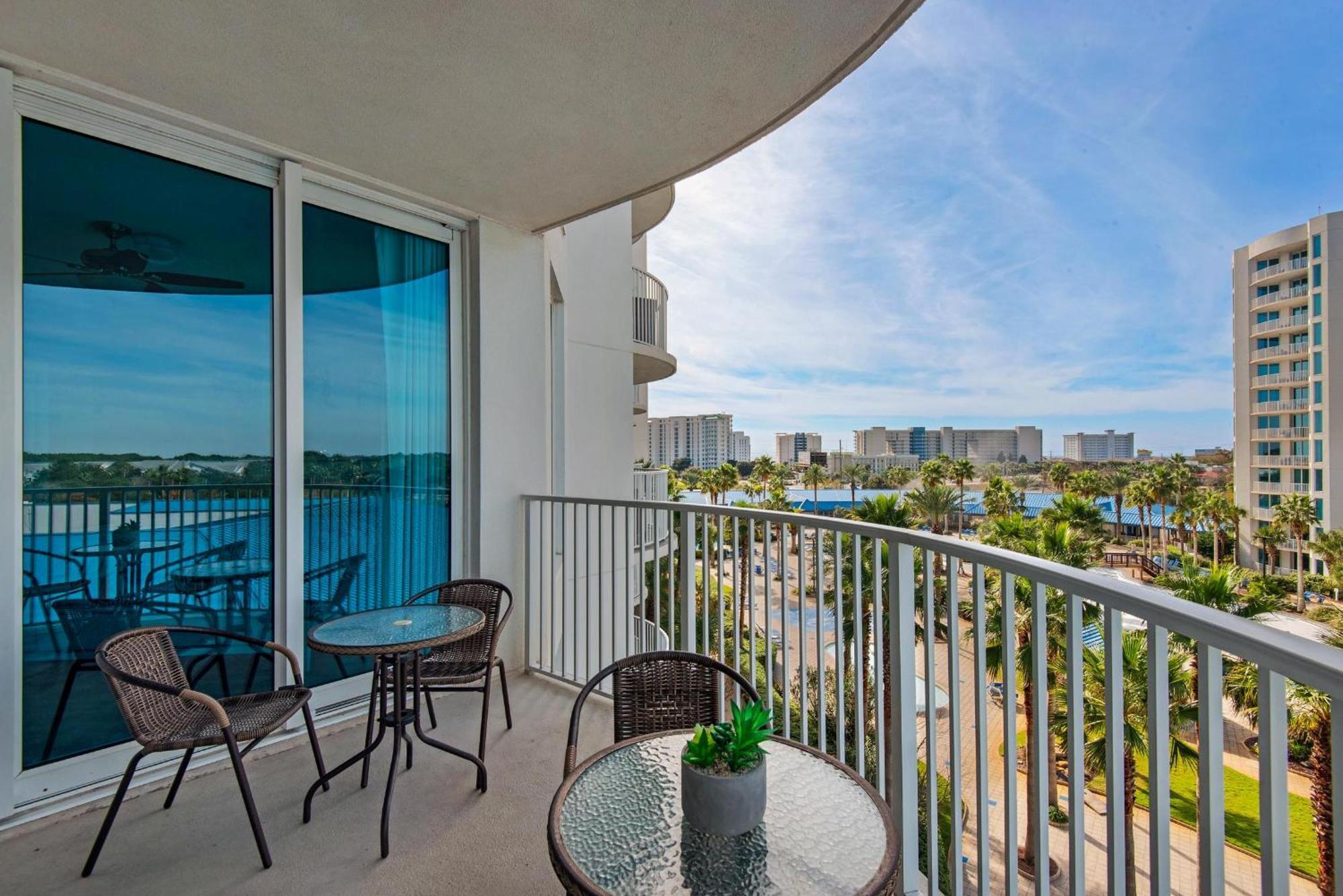 Palms #1503 Jr. 2br Apartment *