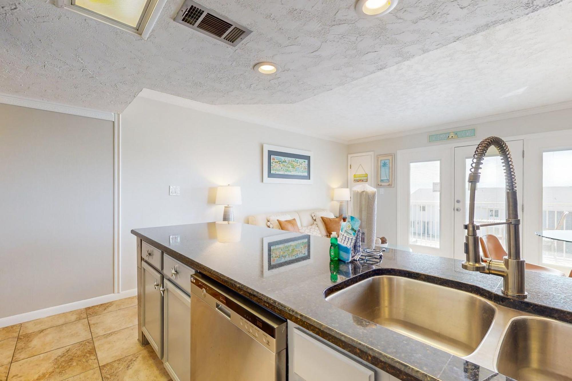Gulfview 317 Apartment