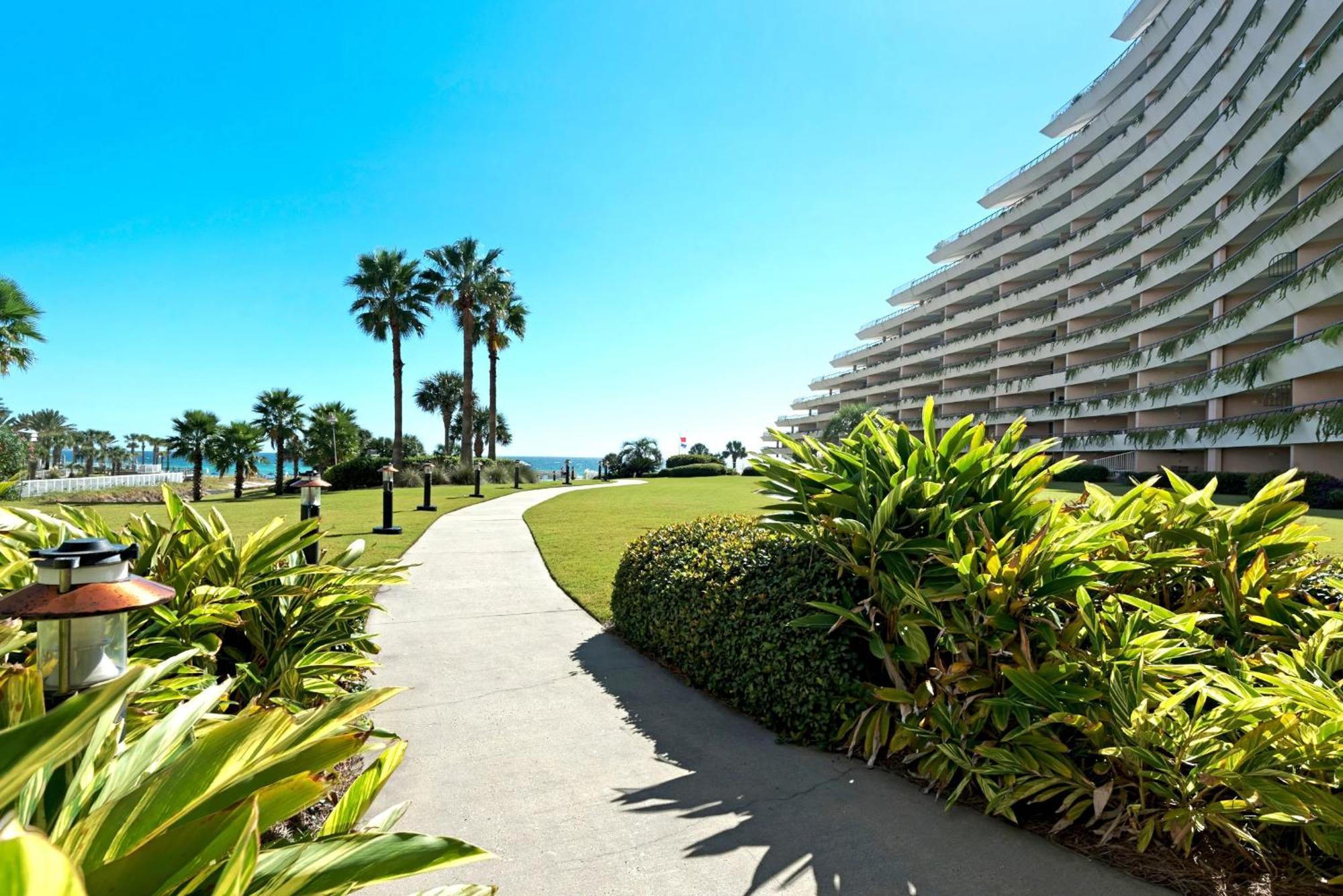 Edgewater #1007 Holiday home