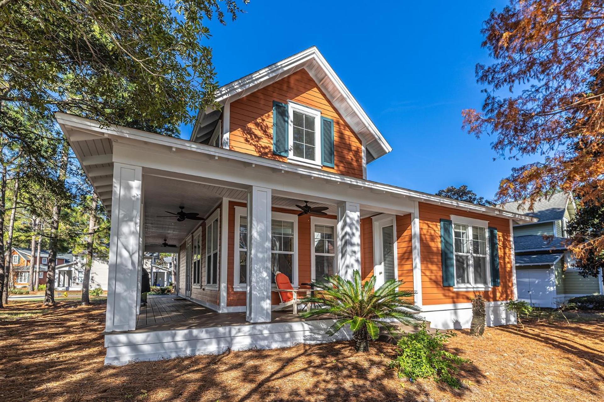 1282 Laurel Grove