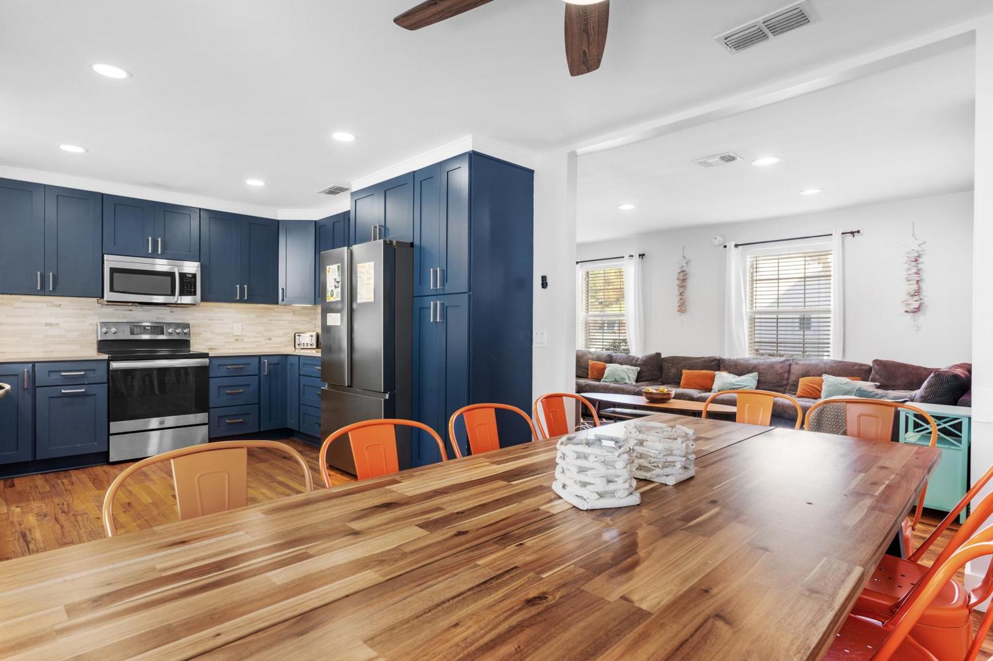Zula Life House: Spacious Beachside Retreat With Pool And Pet-friendly Yard Holiday home Destin