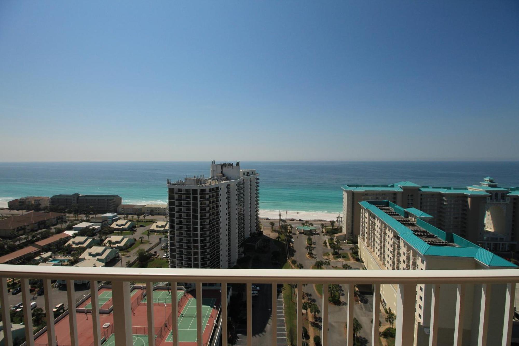 Ariel Dunes 2103 Salty Bull Fabulous Updated Condo! * Destin