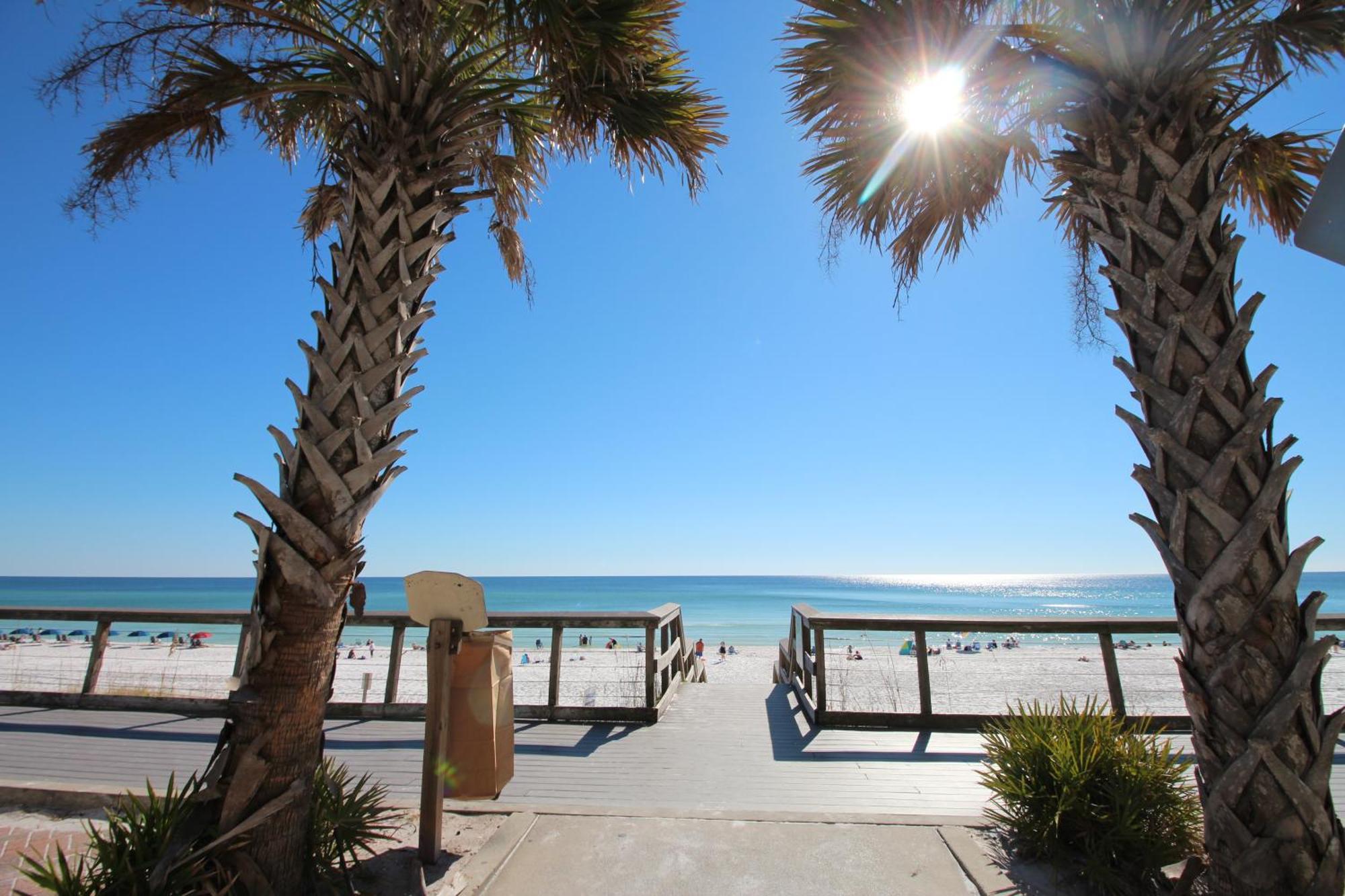 Ariel Dunes 2103 Salty Bull Fabulous Updated Condo! Destin