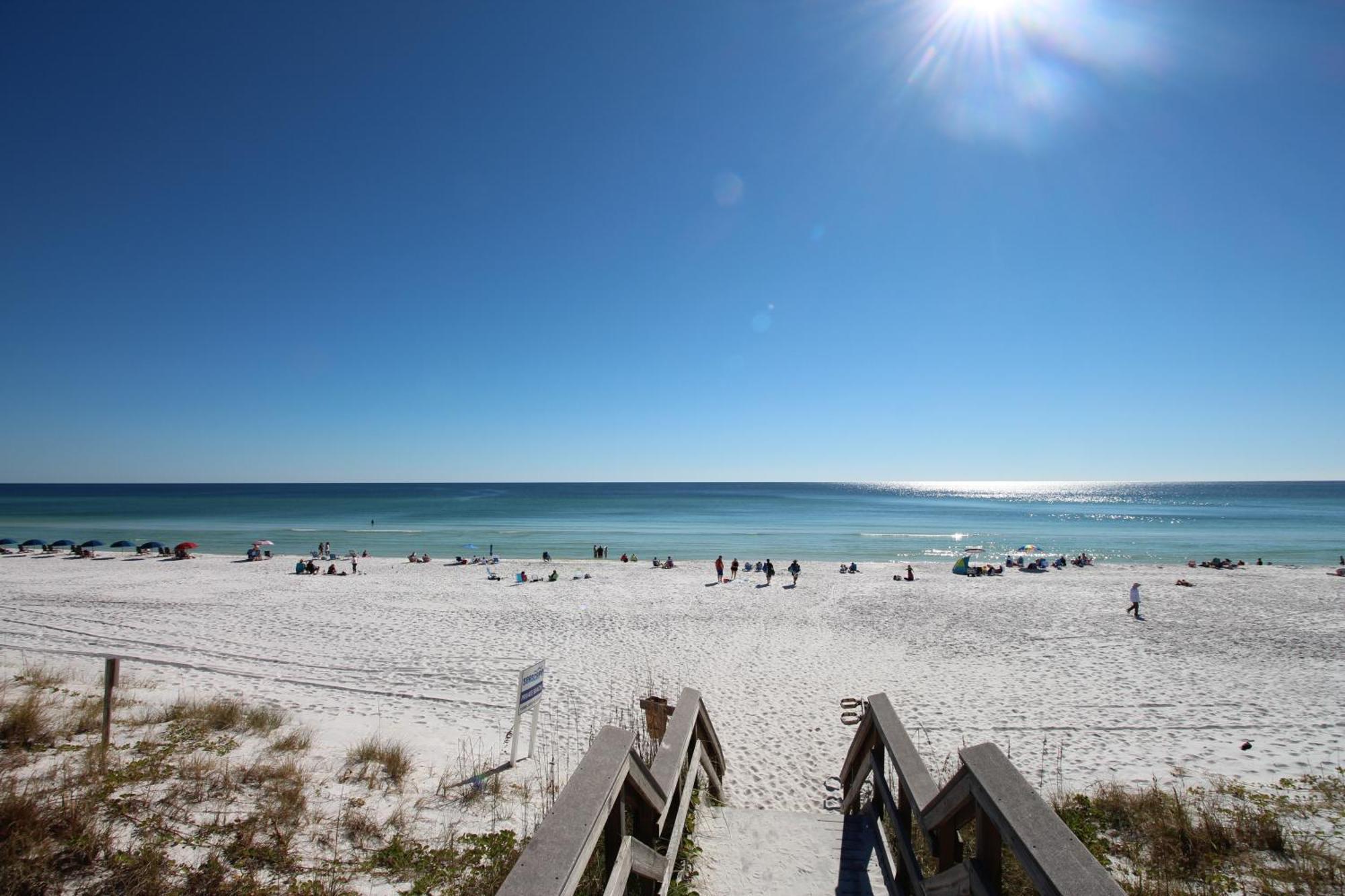 Ariel Dunes 2103 Salty Bull Fabulous Updated Condo!
