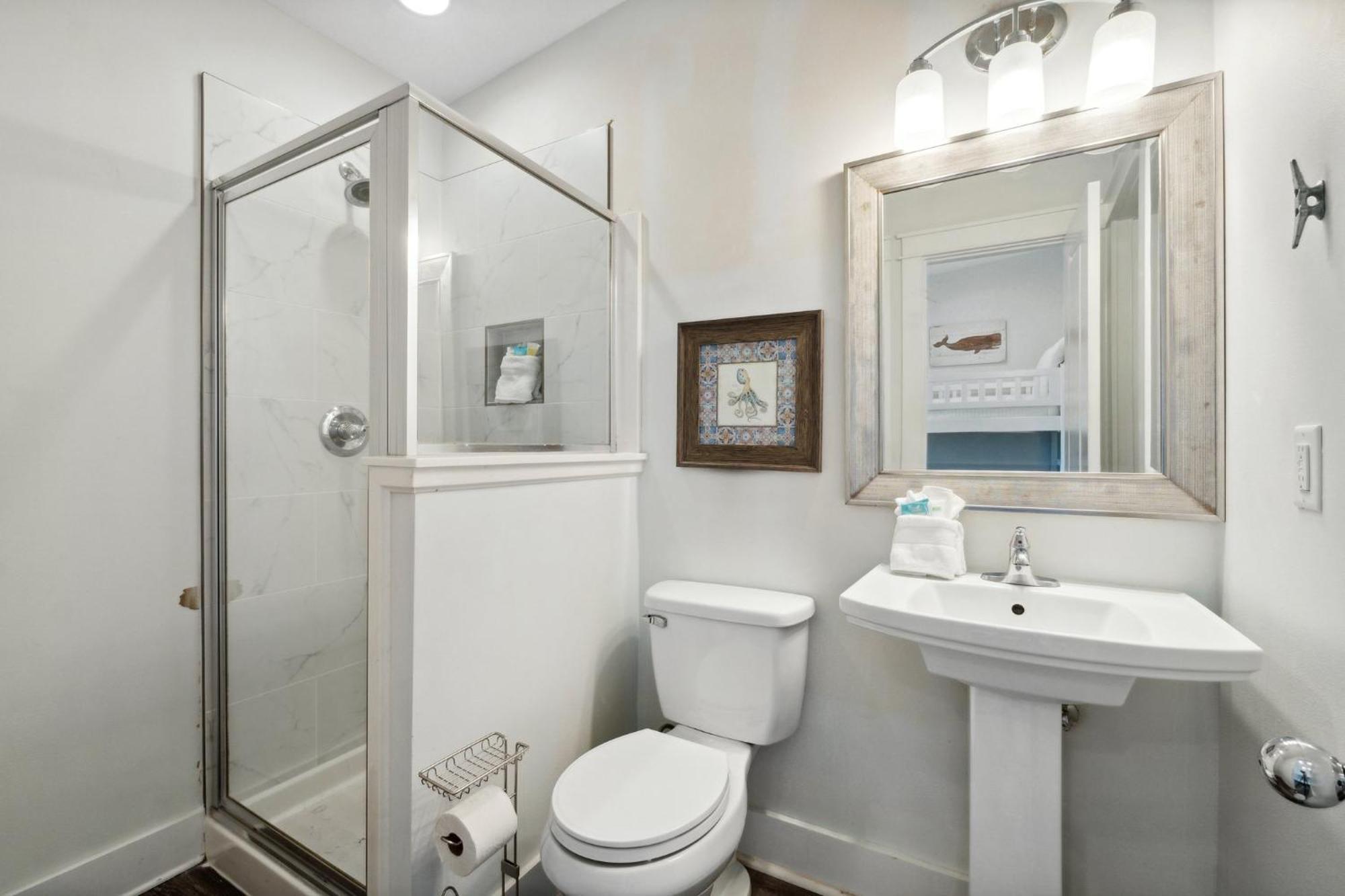 Crystal Gem With Pool And Chair Setup Holiday home Destin
