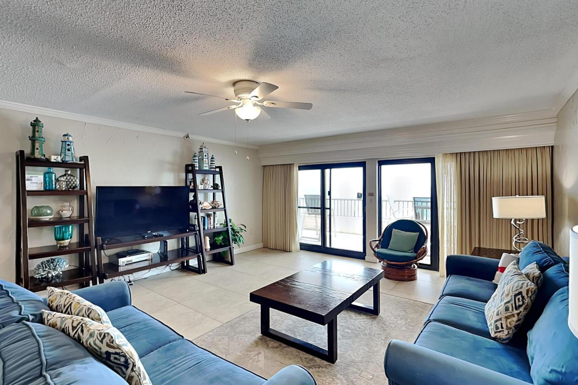 Breakers East #404 Apartment