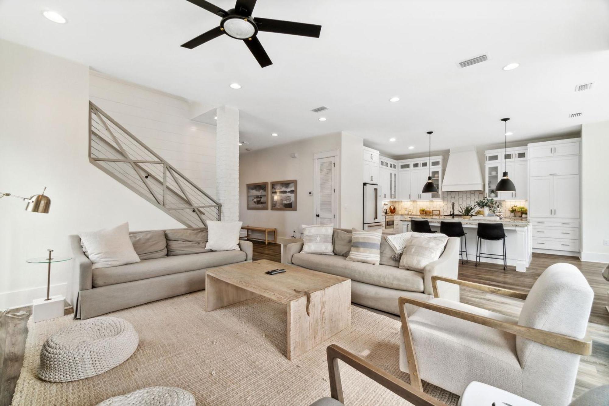 Crystal Tide With Heated Pool And Golf Cart Holiday home Destin