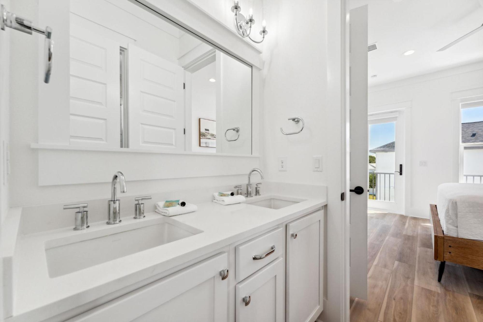 Endless Summer Estate With Golf Cart And Game Holiday home Destin