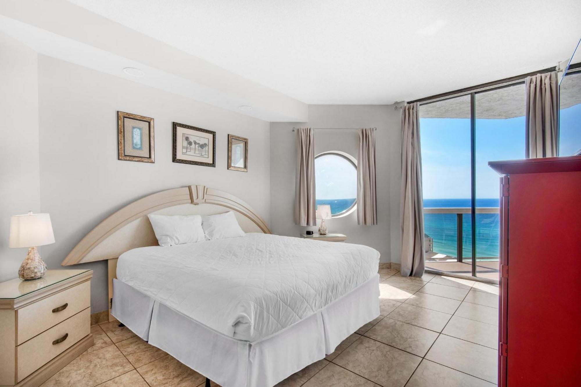 Surfside #1509 Holiday home
