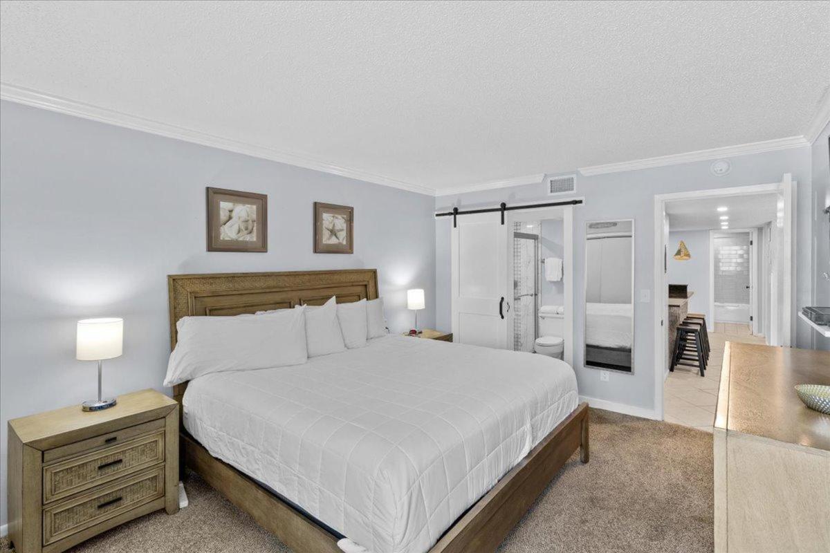 Surf And Racquet Unit 508 * Destin