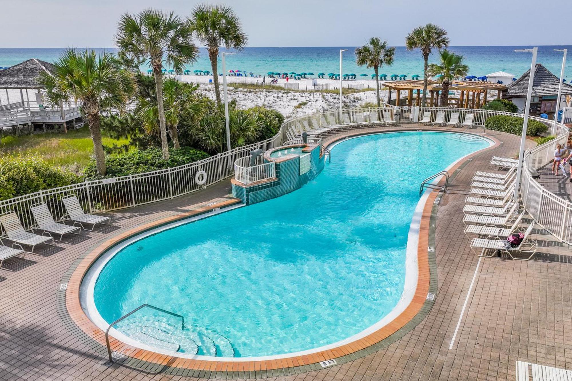 Pelican 305 Apartment Destin