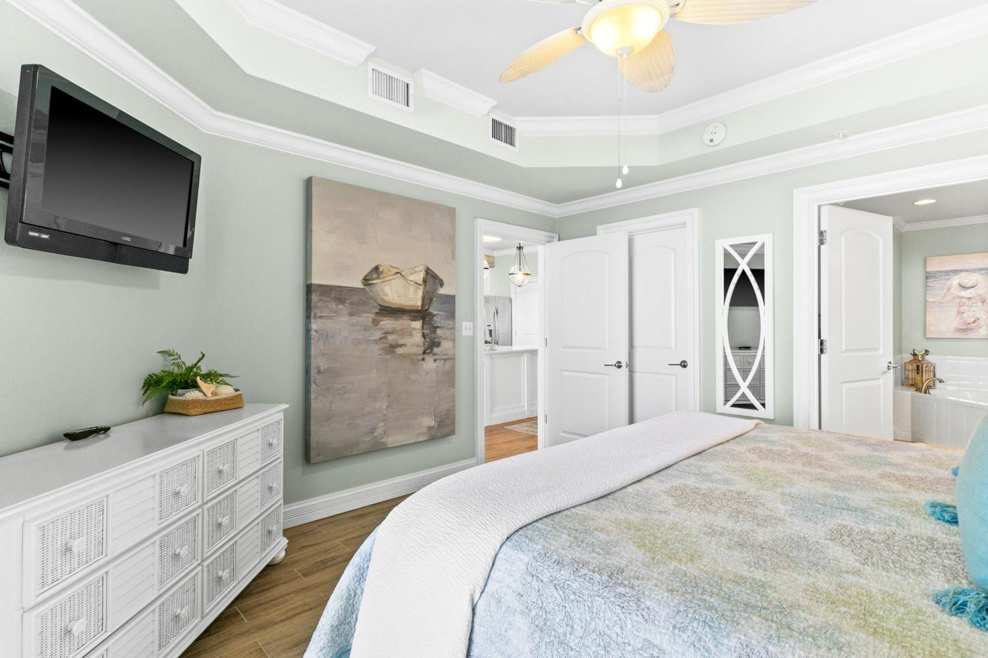Crescent 316 * Destin
