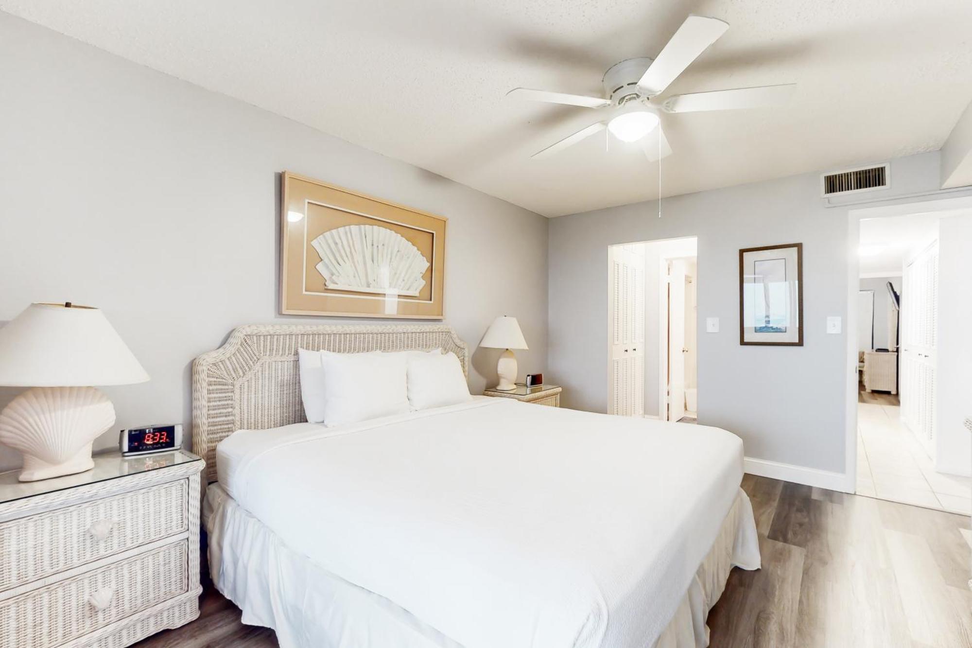 Jetty East 306b