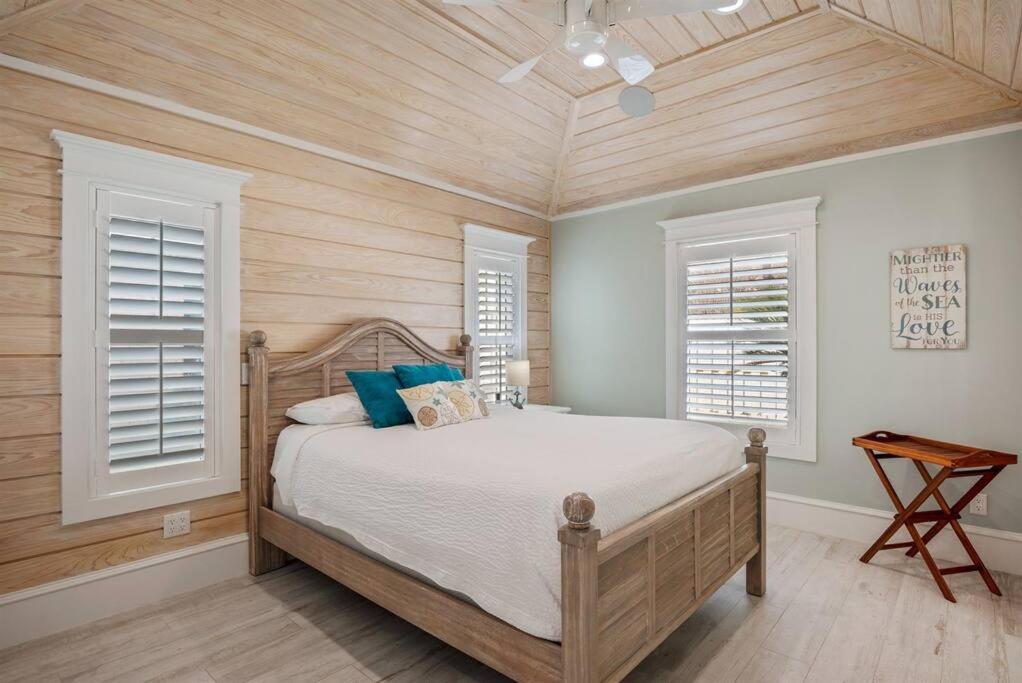 Serenity By The Sea 3 Bedroom 3.5 Ba * Destin