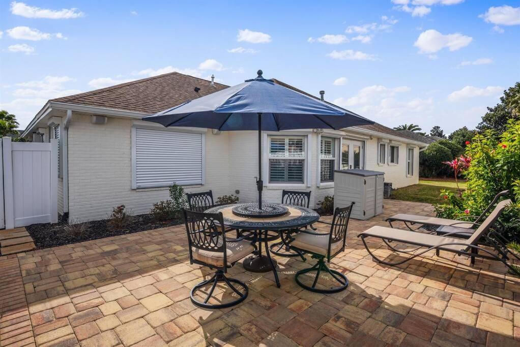 Serenity By The Sea 3 Bedroom 3.5 Ba Holiday home *