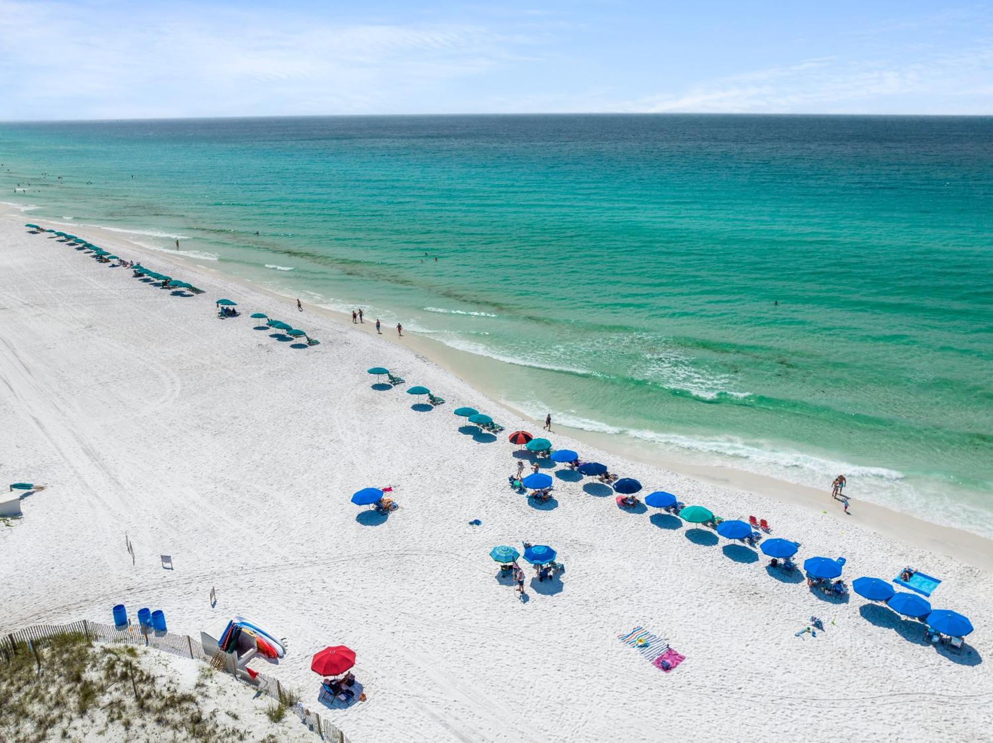 Holiday home New Luxury Listing! August Sale!