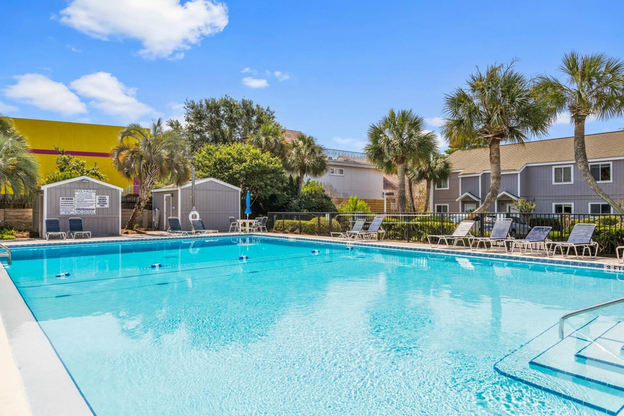 Holiday home New Luxury Listing! August Sale!