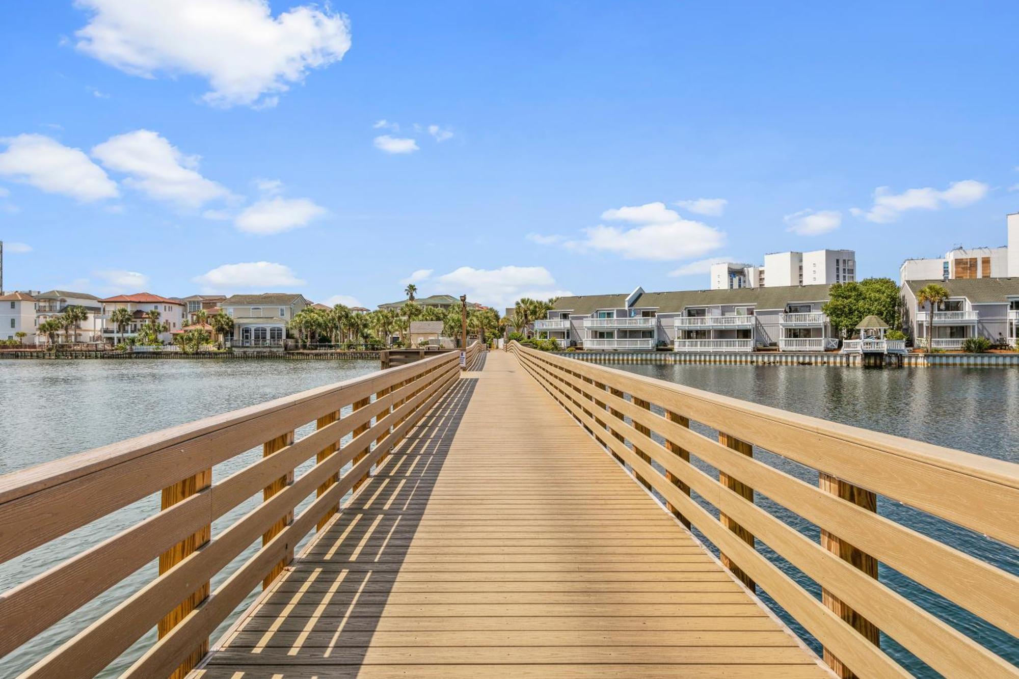 Holiday home New Luxury Listing! August Sale! *