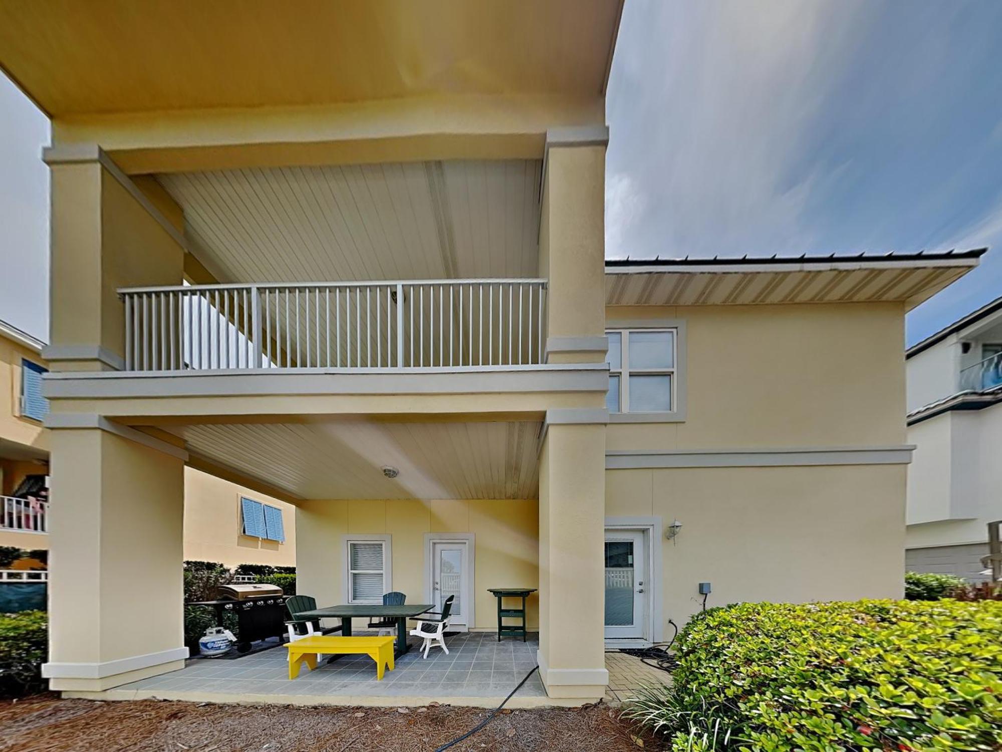 Holiday home By The C