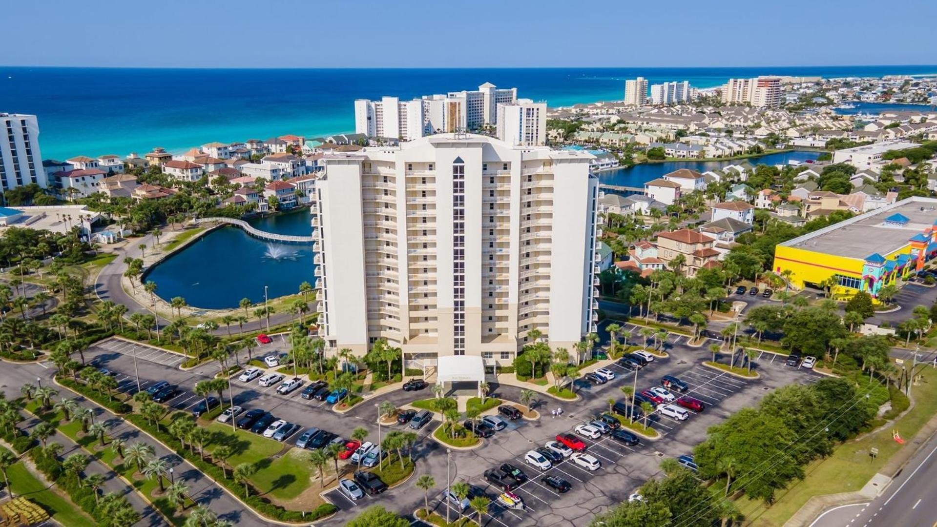 Apartment Terrace At Pelican 1006