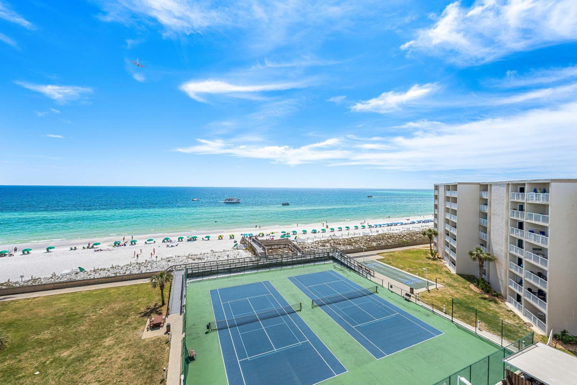 Surf And Racquet Unit 717 Destin