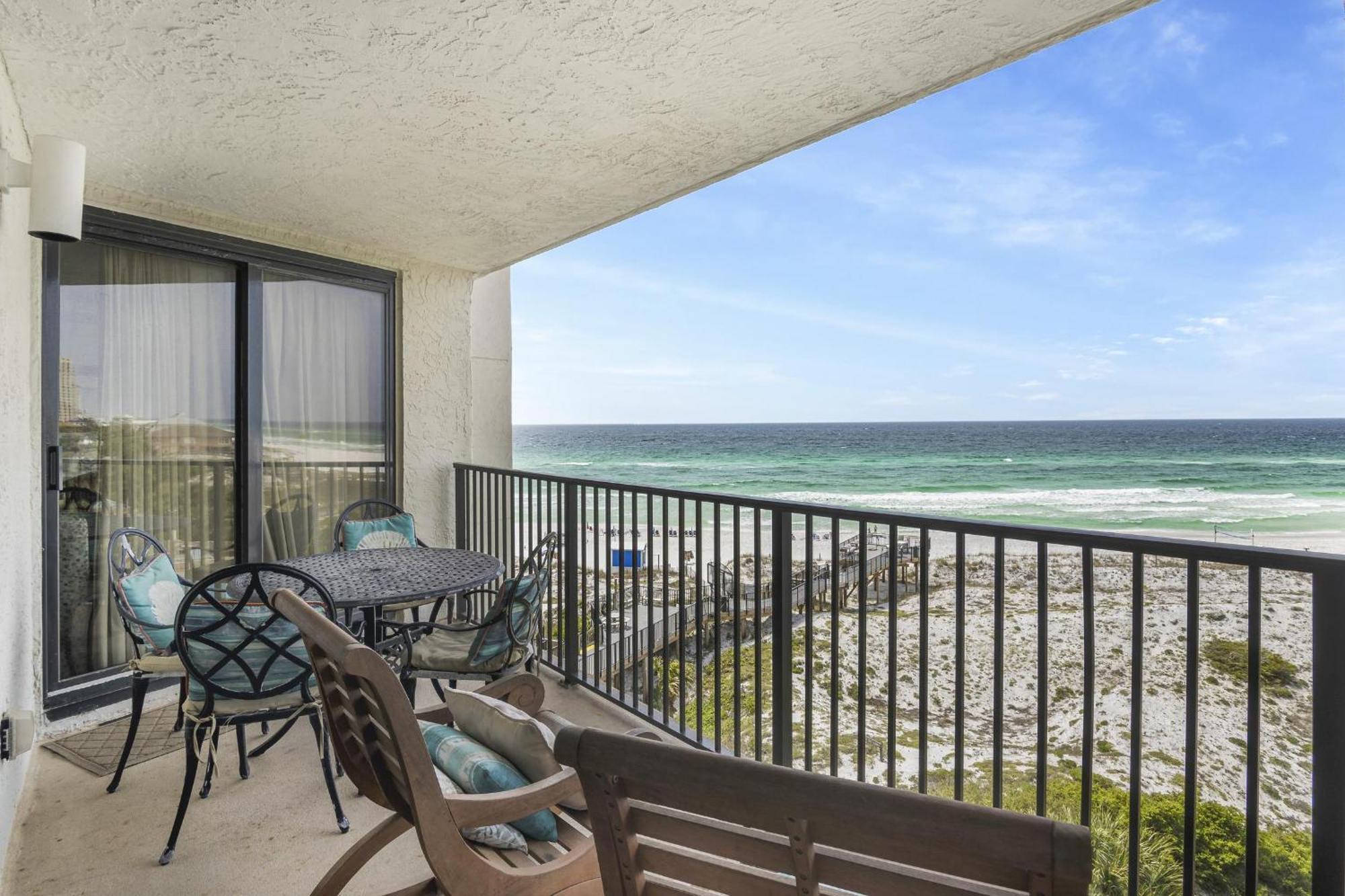 Beachside One 4064