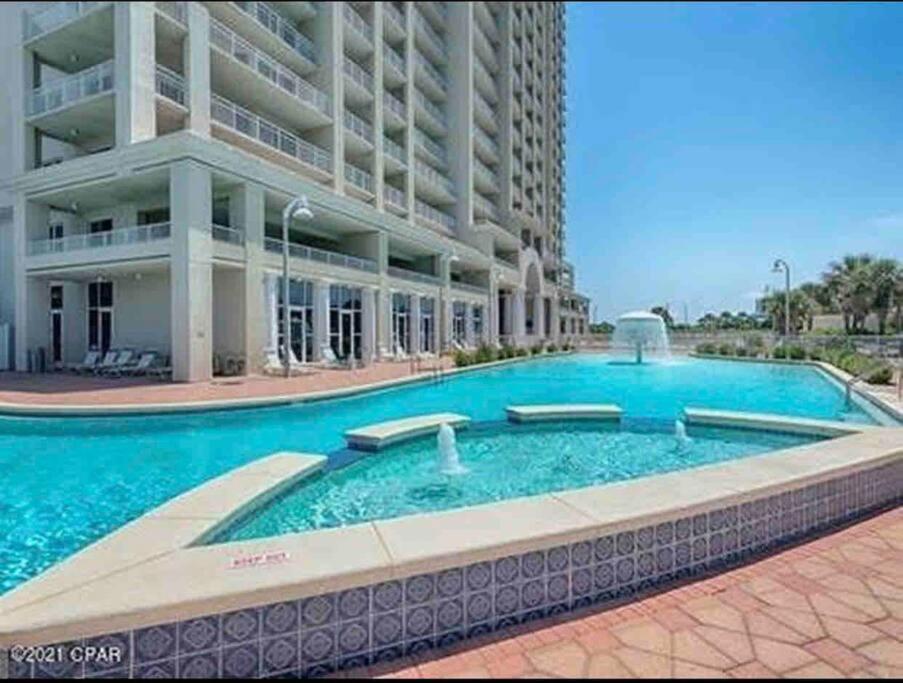 Ariel Dunes I Spacious Balcony, Gulf View & Pools Apartment *