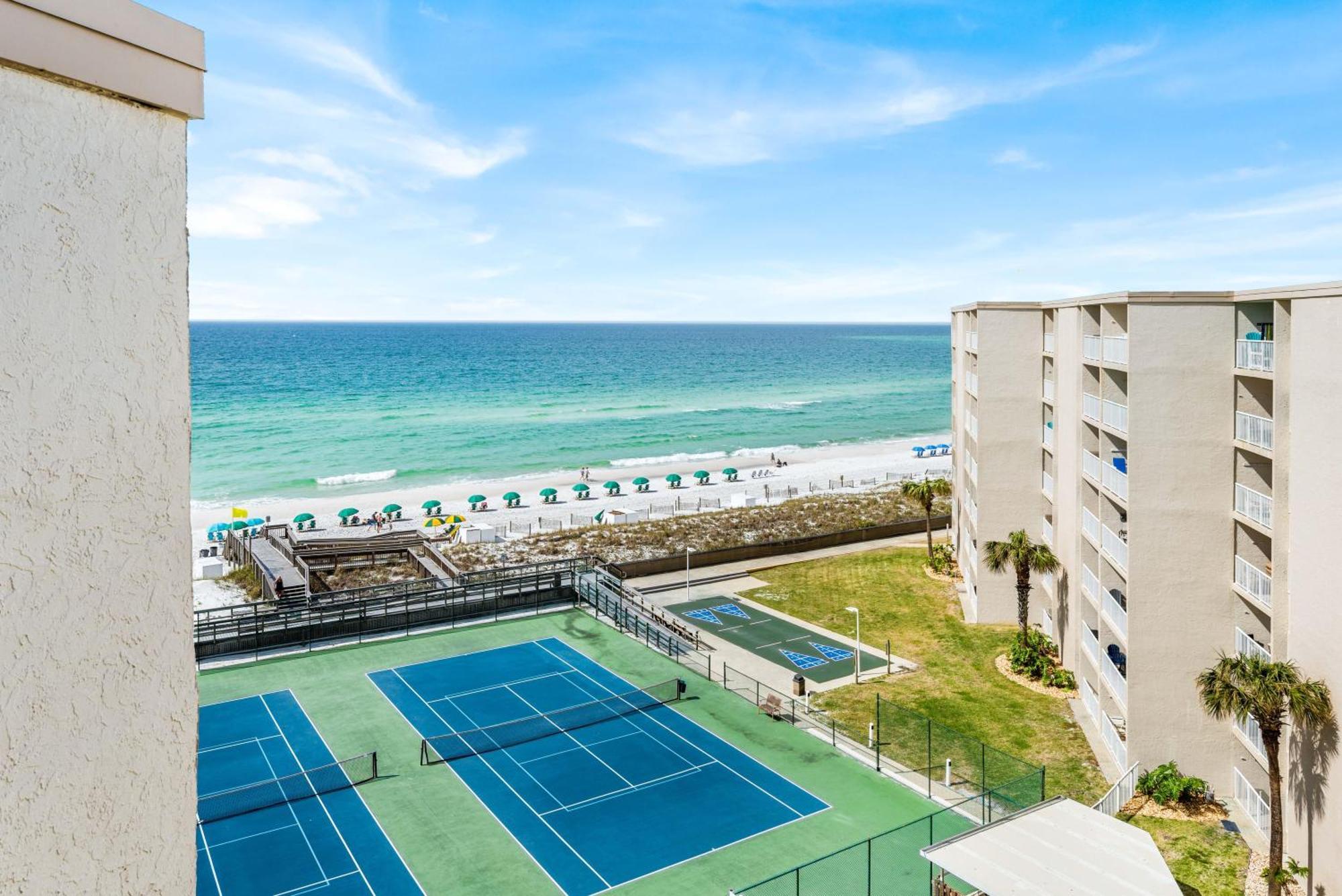 Holiday home Surf And Racquet Unit 715 Destin