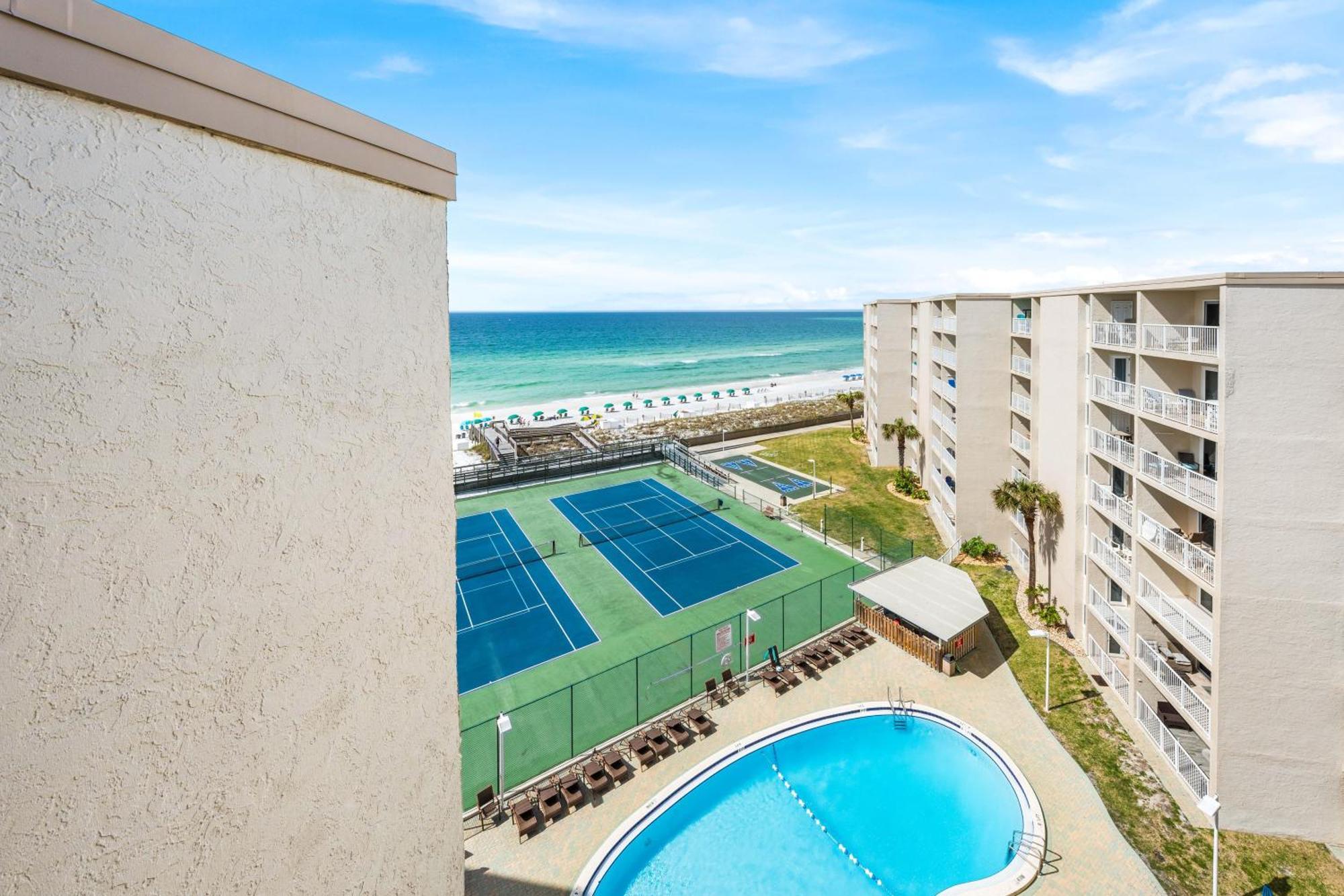 Holiday home Surf And Racquet Unit 715