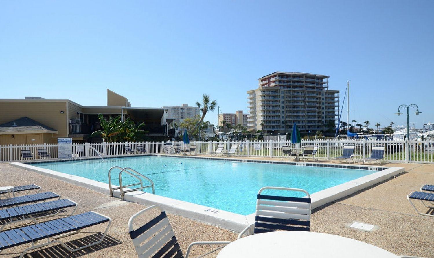Cajun Fun 1060 Apartment *