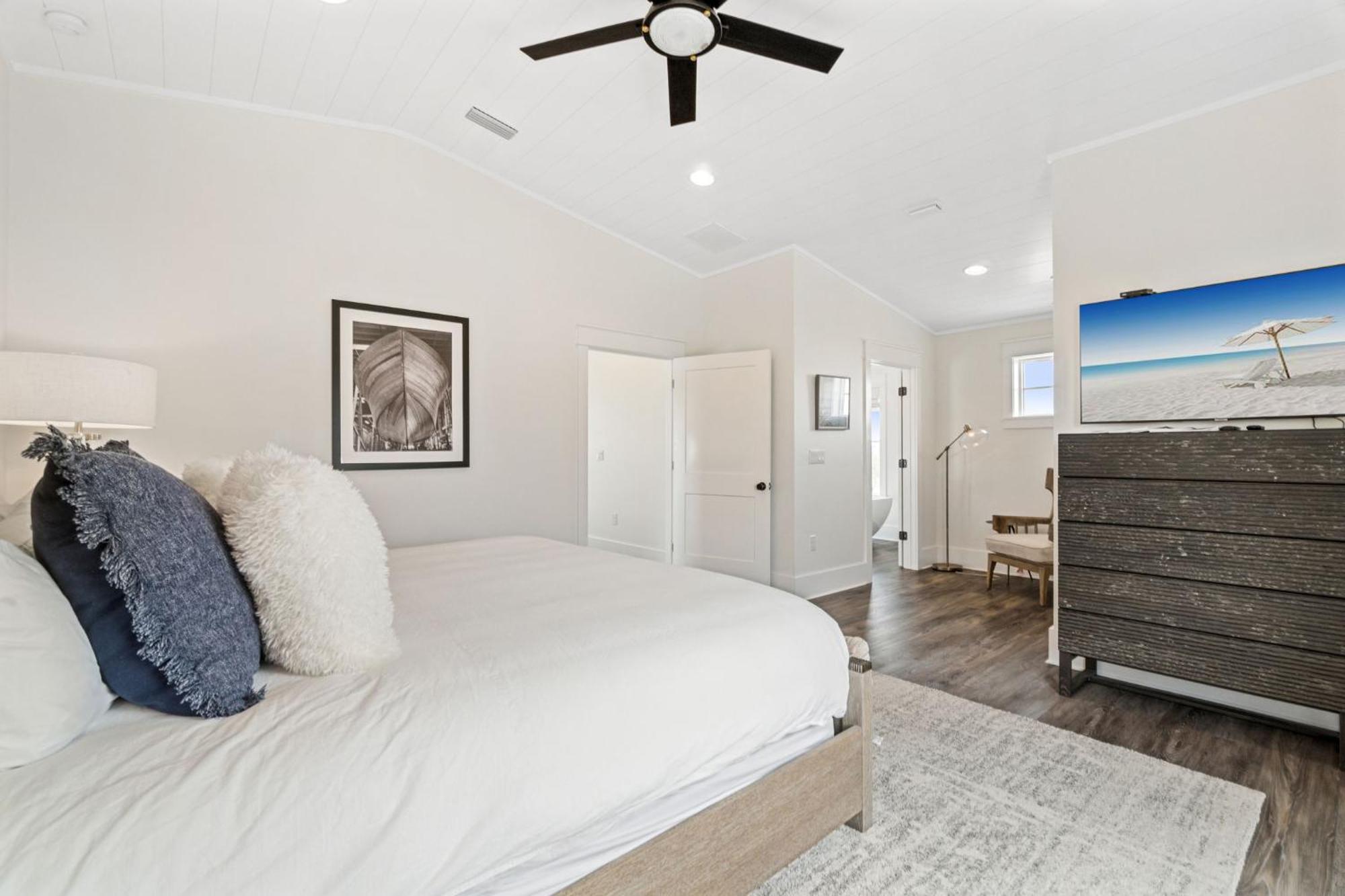 Crystal Tide With Heated Pool And Golf Cart Destin