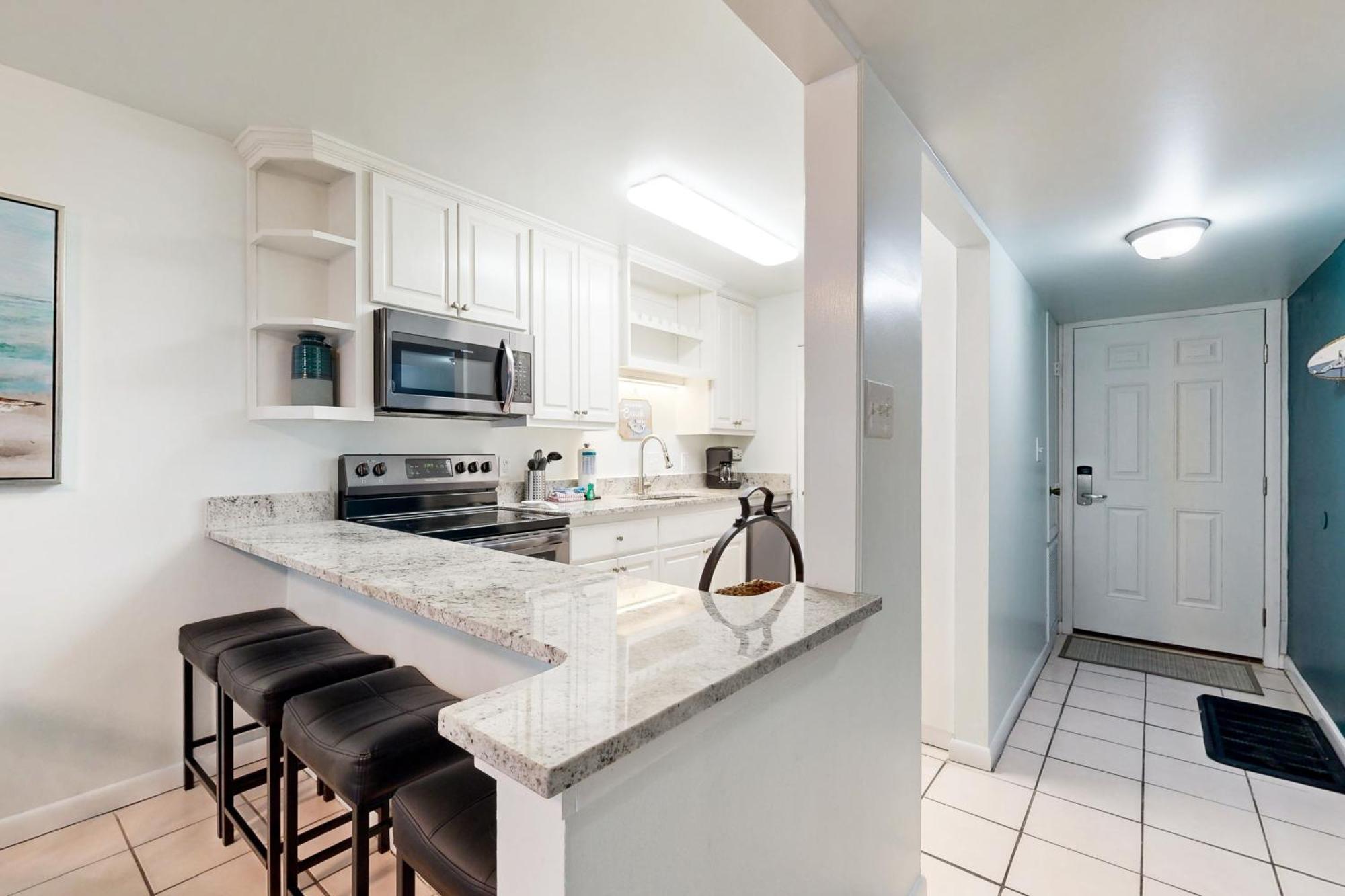 Apartment Tradewinds 4 *