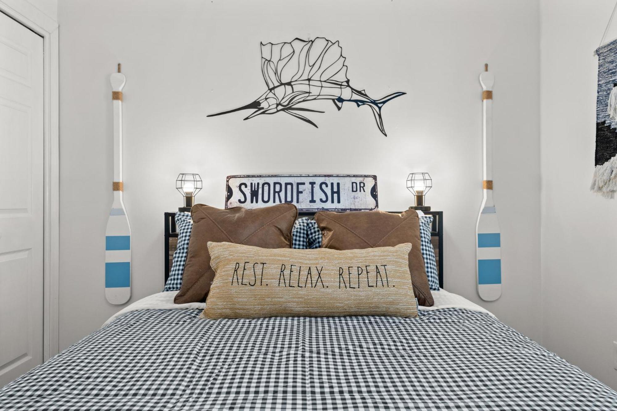 Apartment Swashbucklin' Swordfish - Steps To The Destin
