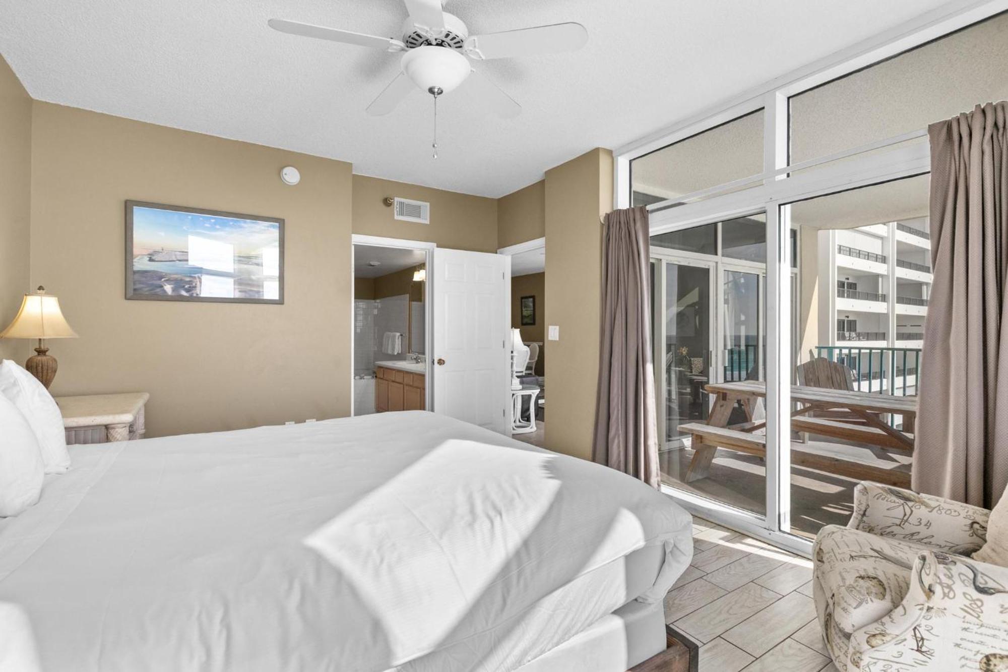 Jade East Towers 0520 Holiday home