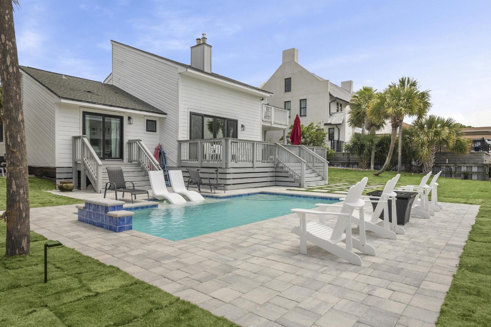Casa Palmas On Isle Holiday home