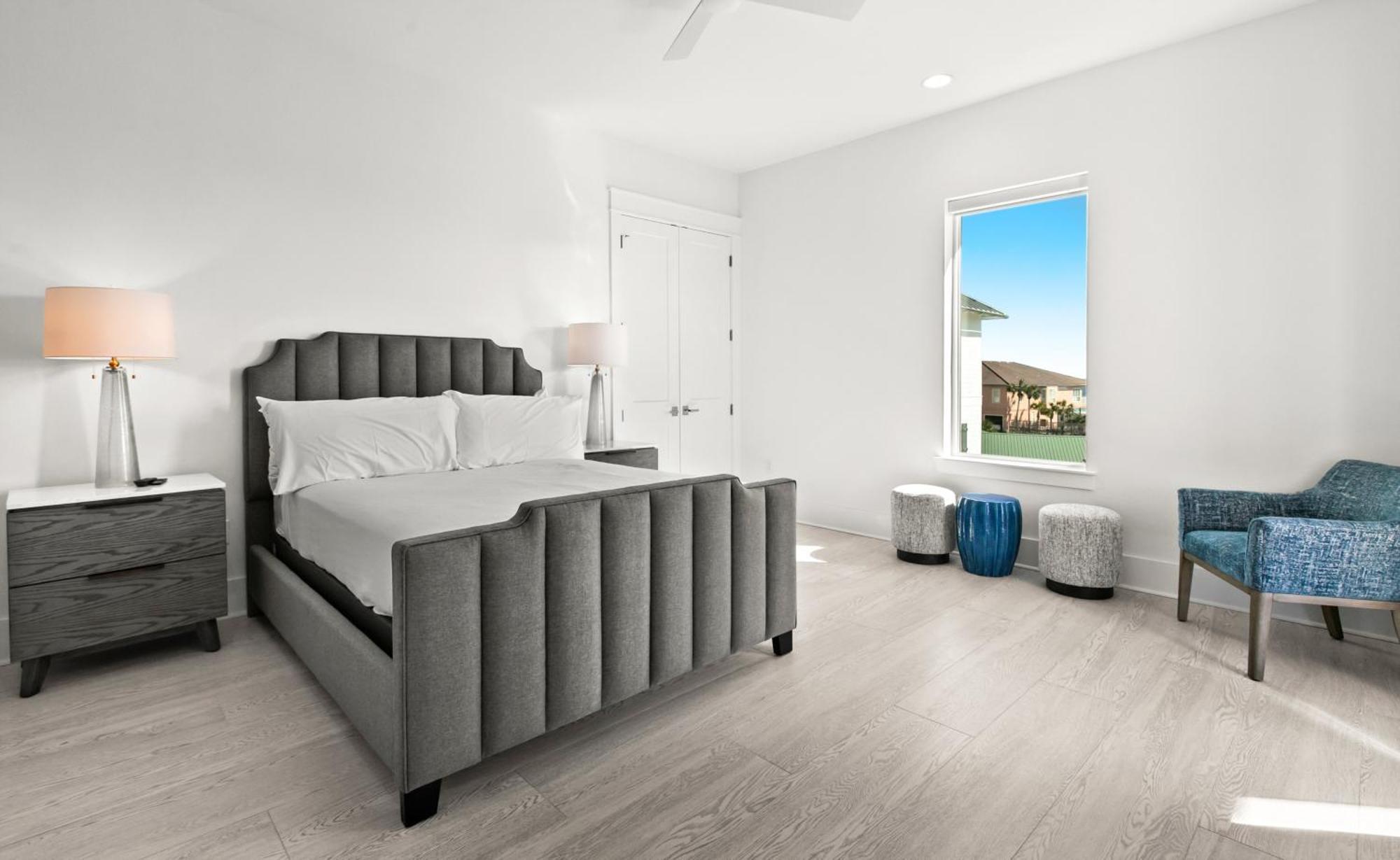 Whiskey House A Luxurious Retreat * Destin