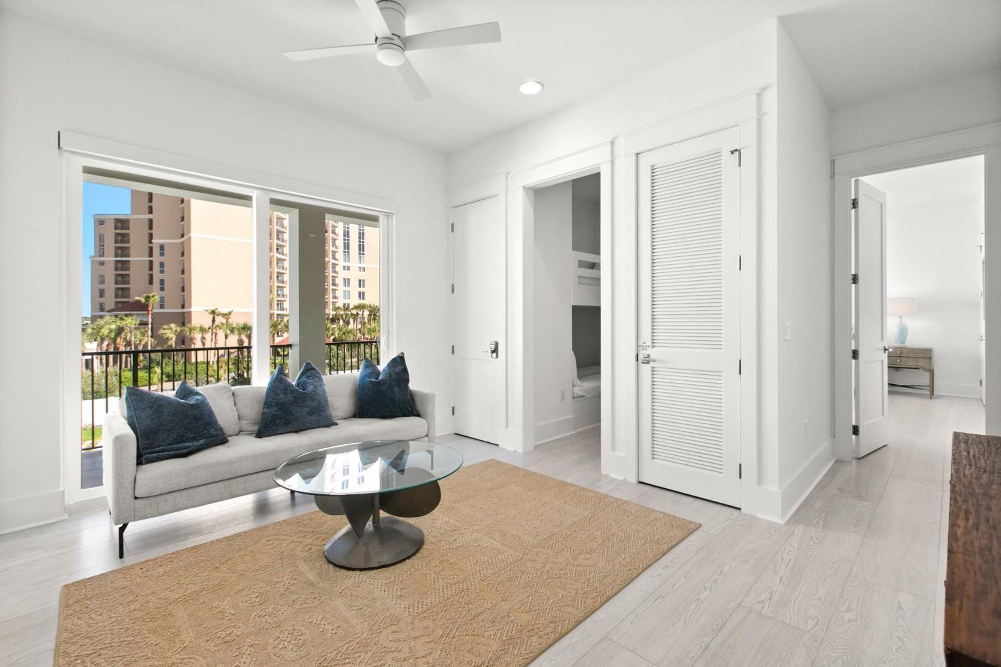 Whiskey House A Luxurious Retreat * Destin