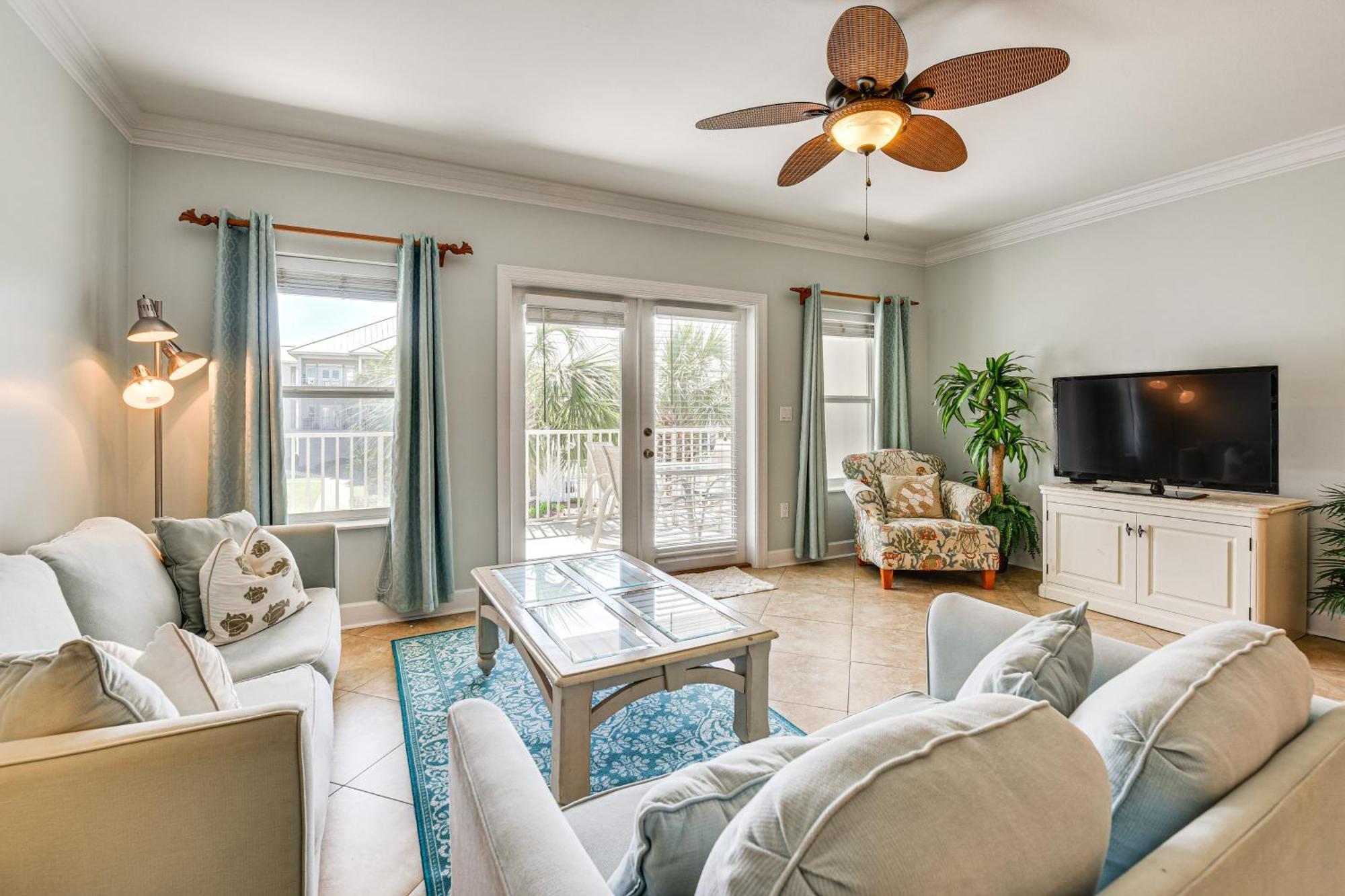 Sunny Miramar With Access! Apartment