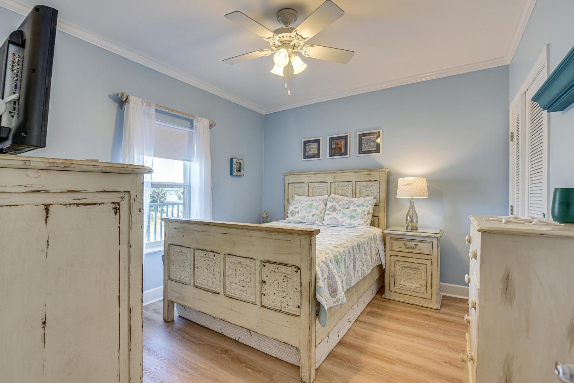 Sunny Miramar With Access! Apartment *