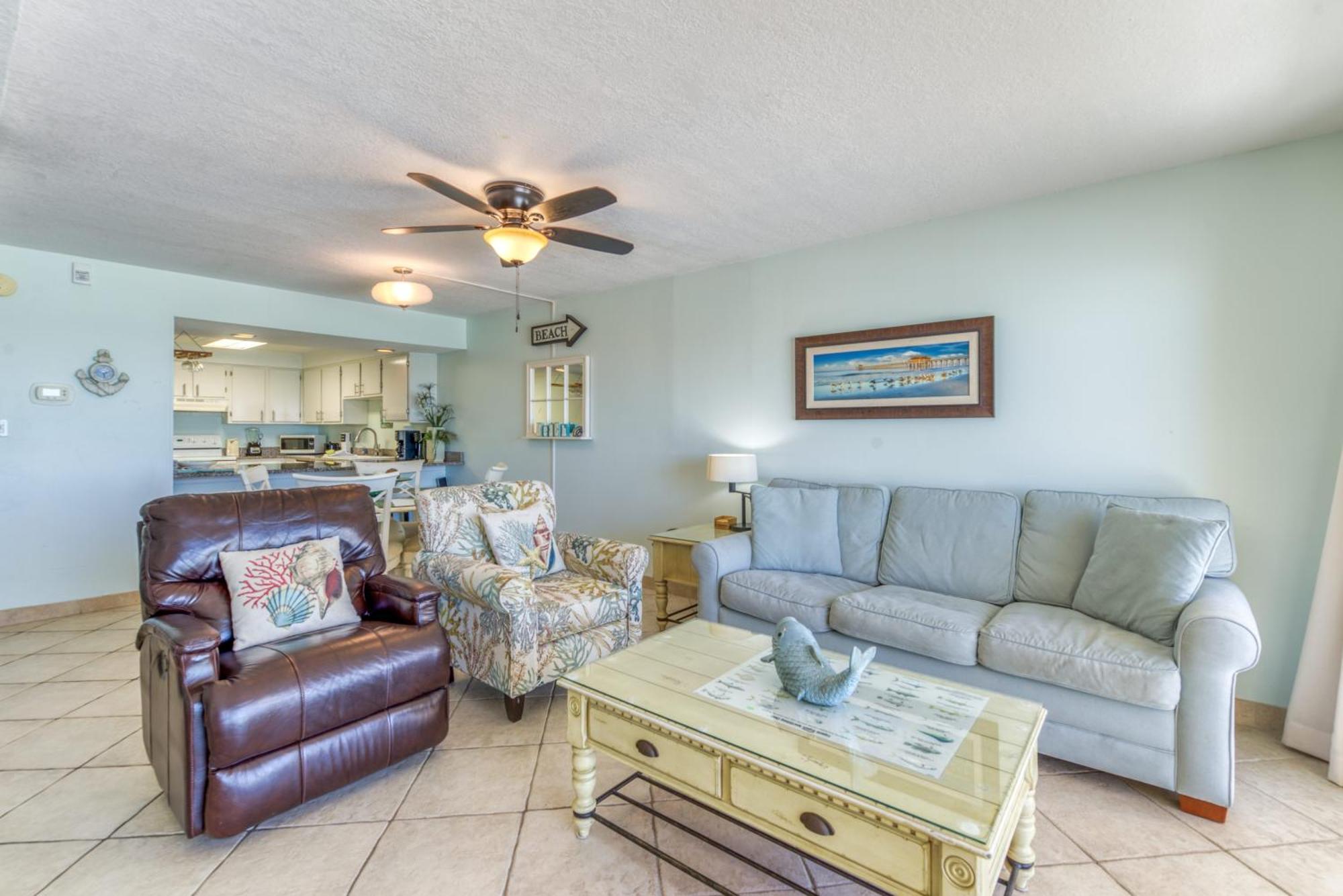 Apartment House B405 - Beachfront With Pool, Wifi, & Service Destin